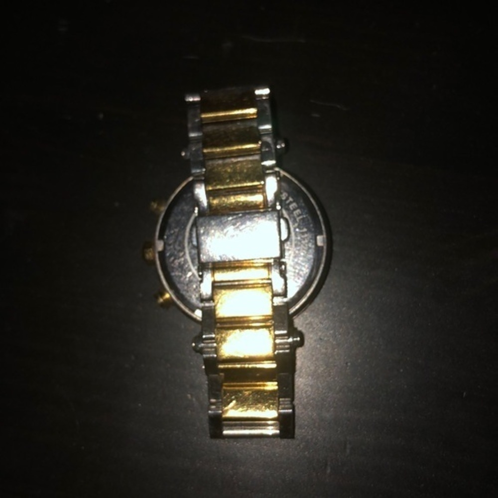 Michael Kors Watch - Picture 2 of 3